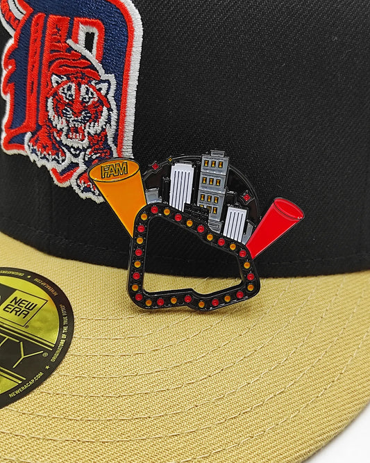 Pin de bandera New Era