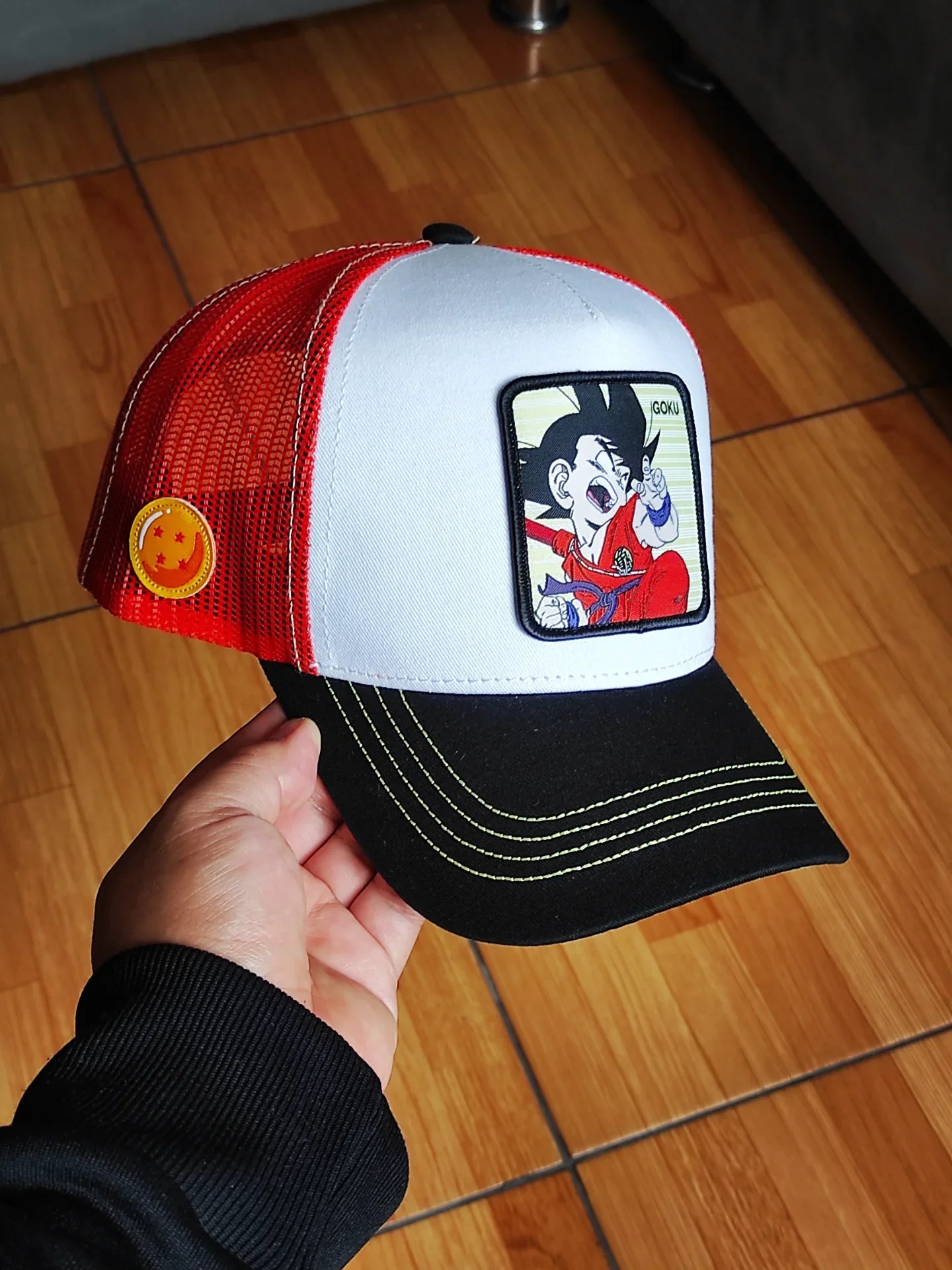 Gorra Trucker Snapback Goku Dragon Ball de Capslab