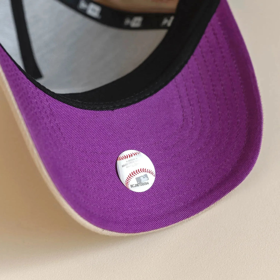 Gorra New Era 9Forty A-frame Anaheim Angels 50 aniversario camel / uva brillante 🍇 UV + pin 📌