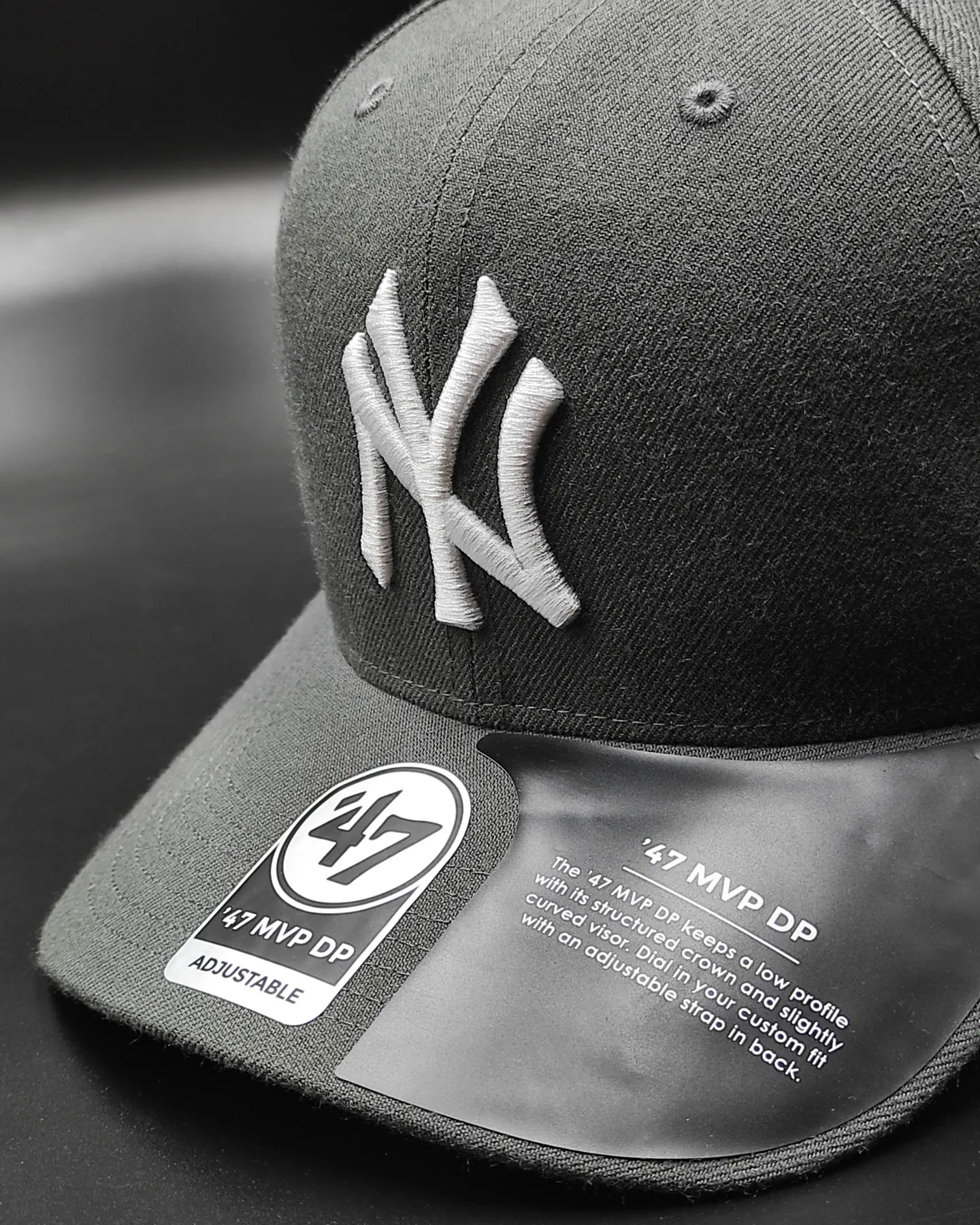Gorra snapback 47brand New York Yankees Classic Cold Zone plomo