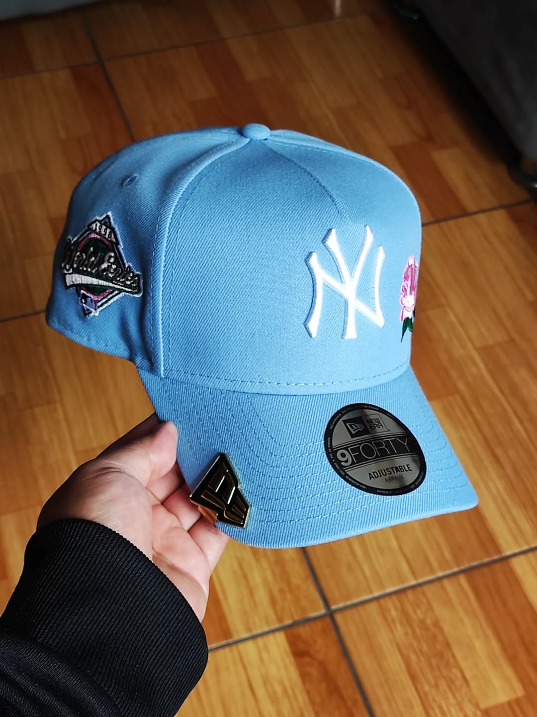 Gorra New Era New York Yankees World Series 1996 SKY azul rosa 9forty A-FRAME
