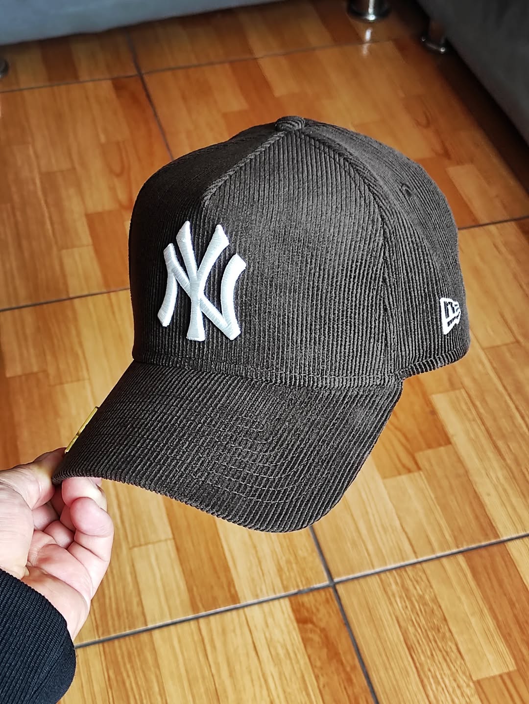 Gorra snapback 9FORTY A-FRAME "New era New York Yankees World Series 1996 Brown cord"