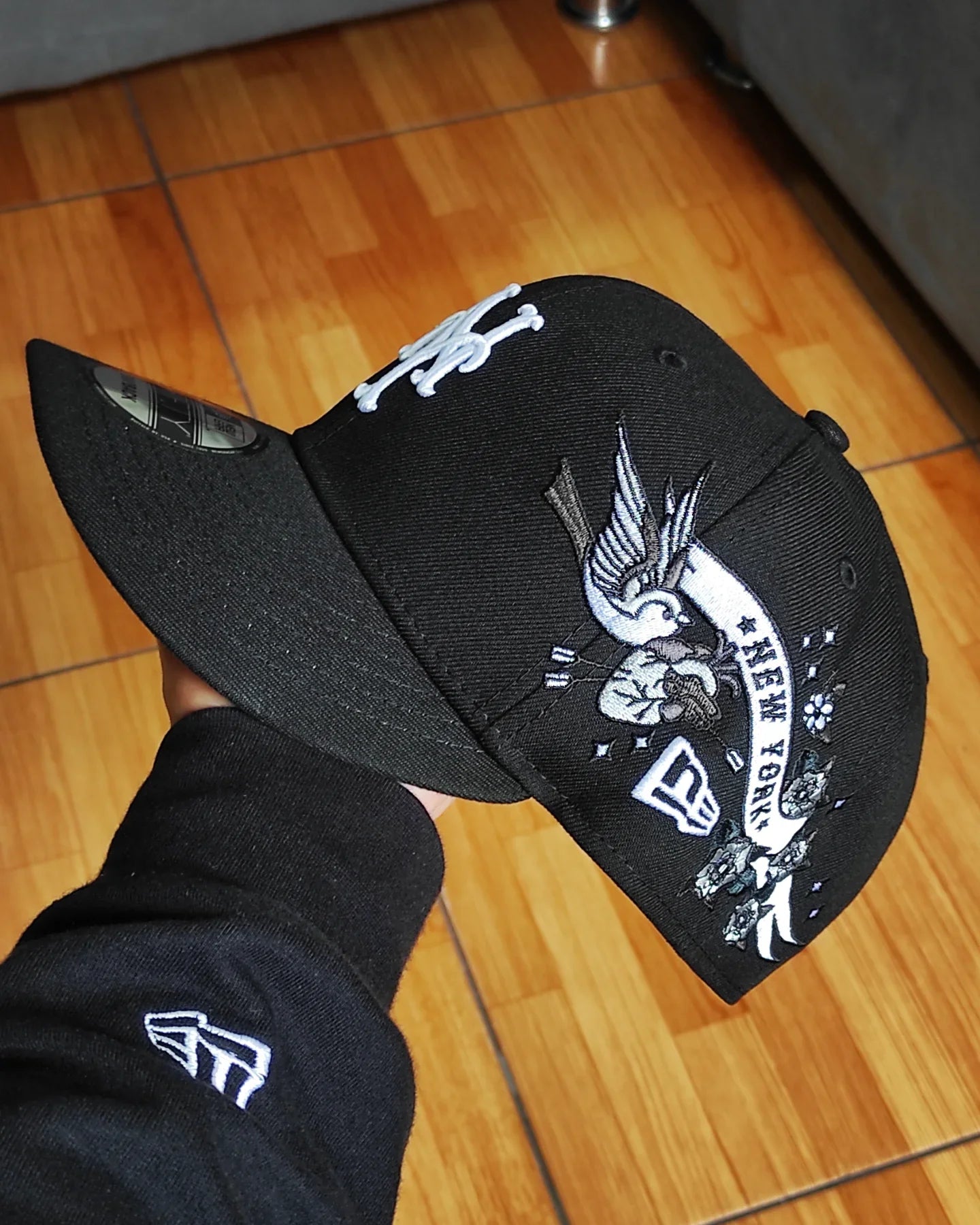 Gorra Snapback New Era 9Fifty de los New York Mets con parche lateral de arte urbano y visera gris - Negra