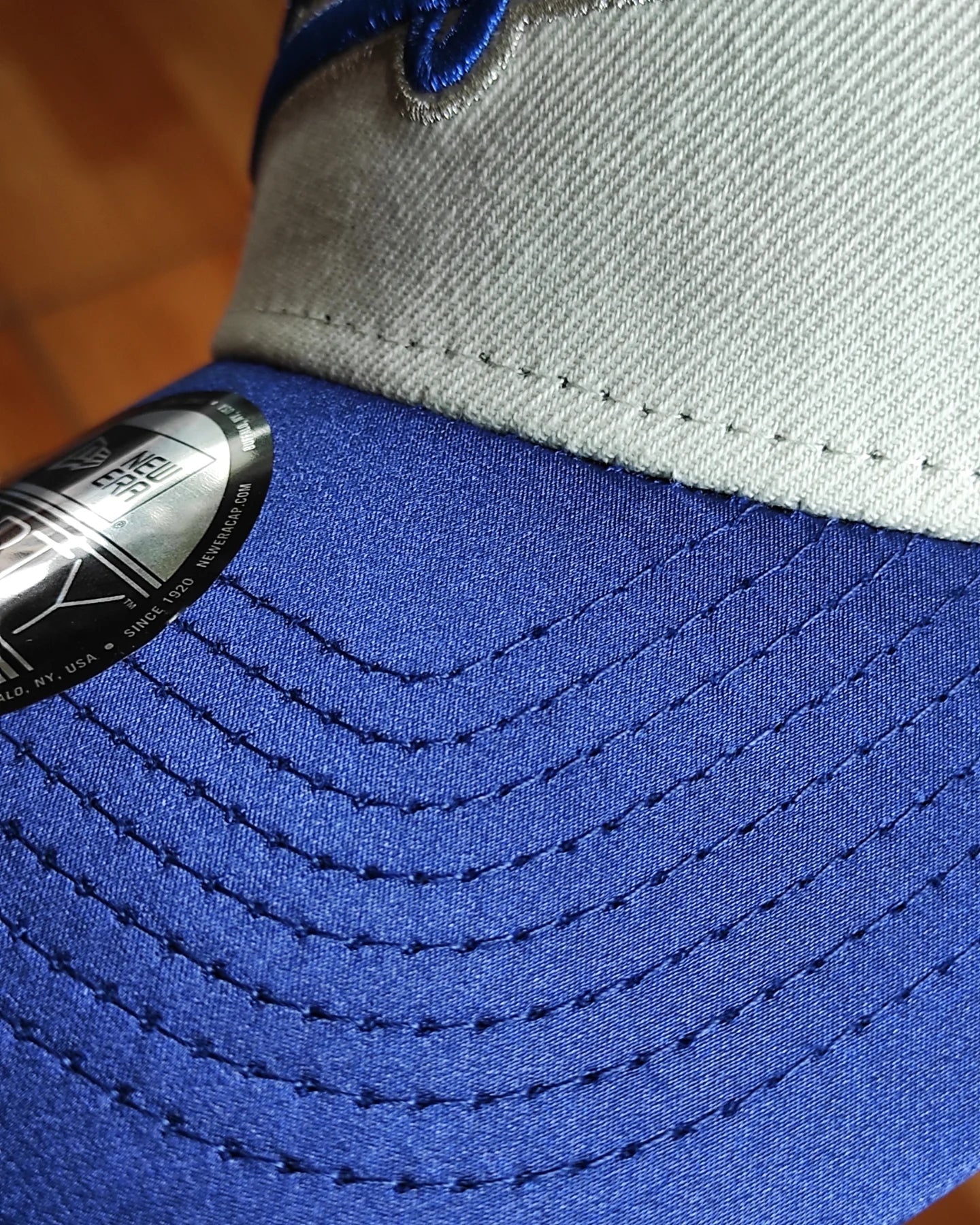 Gorra snapback New Era Los Angeles Dodgers Chrome con visera satinada Two Tone A Frame 9Forty