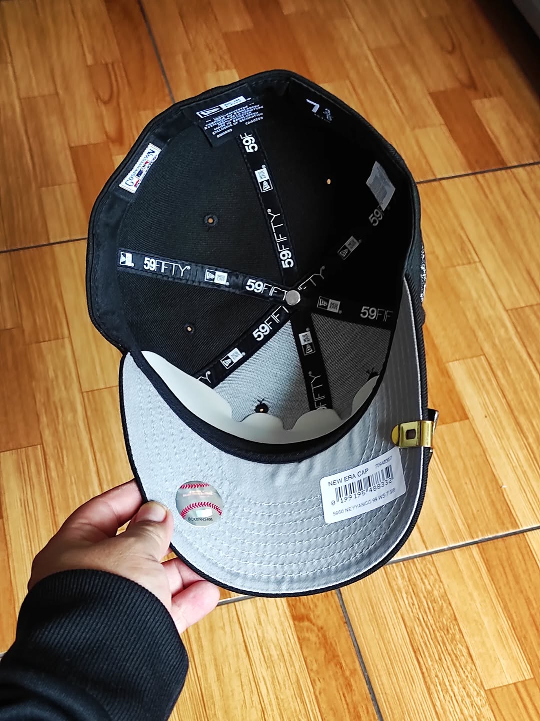 NEW ERA NEW YORK YANKEES WORLD SERIES 1999 NEGRA METÁLICA 59FIFTY