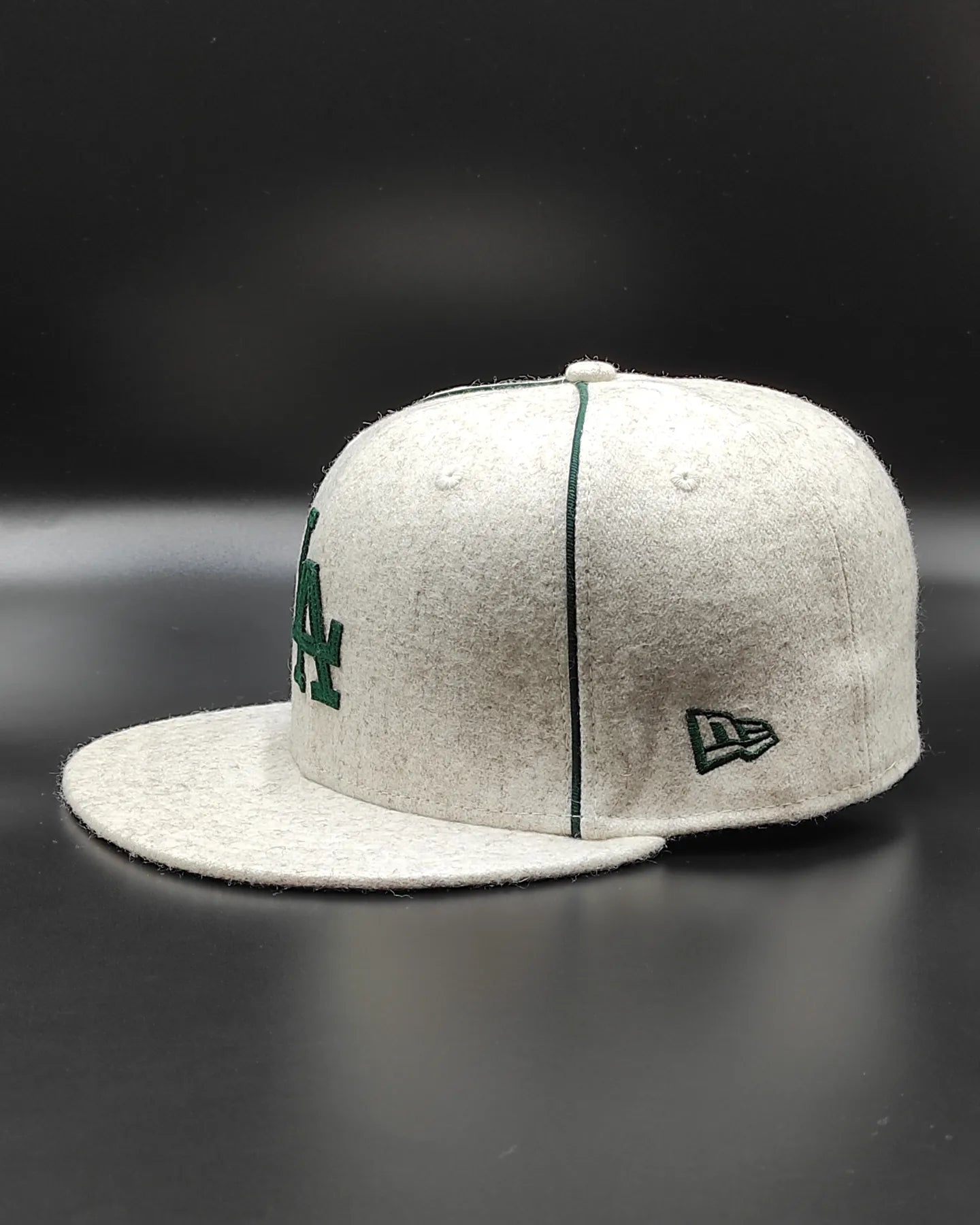 Gorra cerrada New Era Europa LA Dodgers Team Piping Wool 59FIFTY