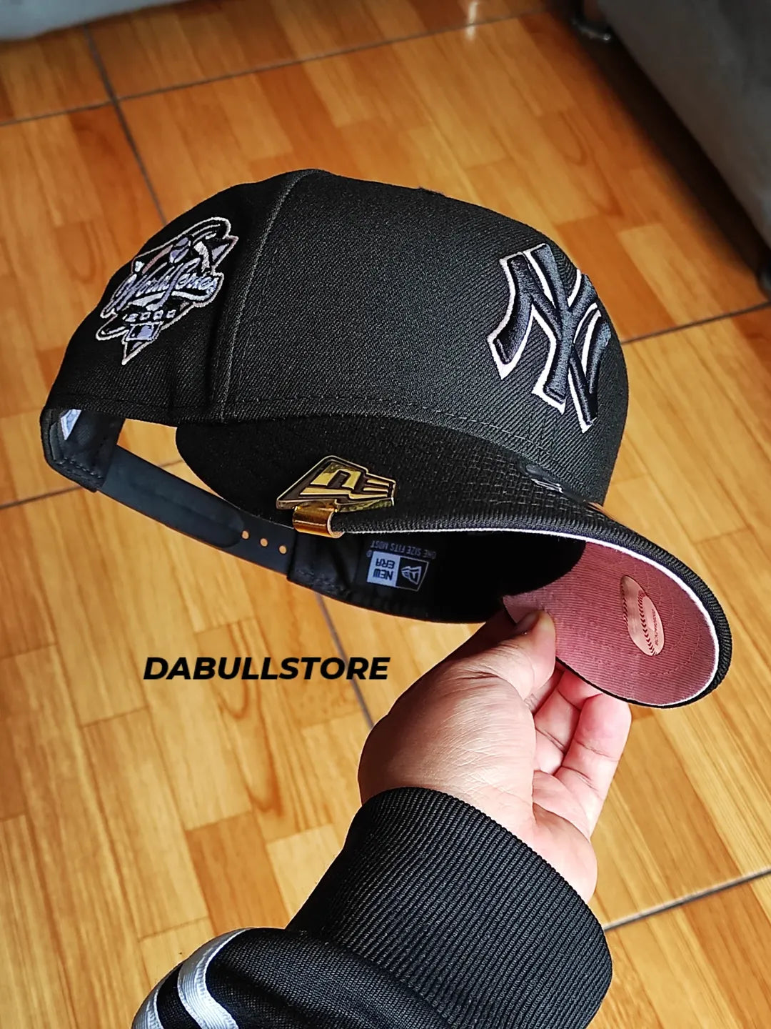 Gorra New Era New York World Series negra rosa 9FIFTY snapback