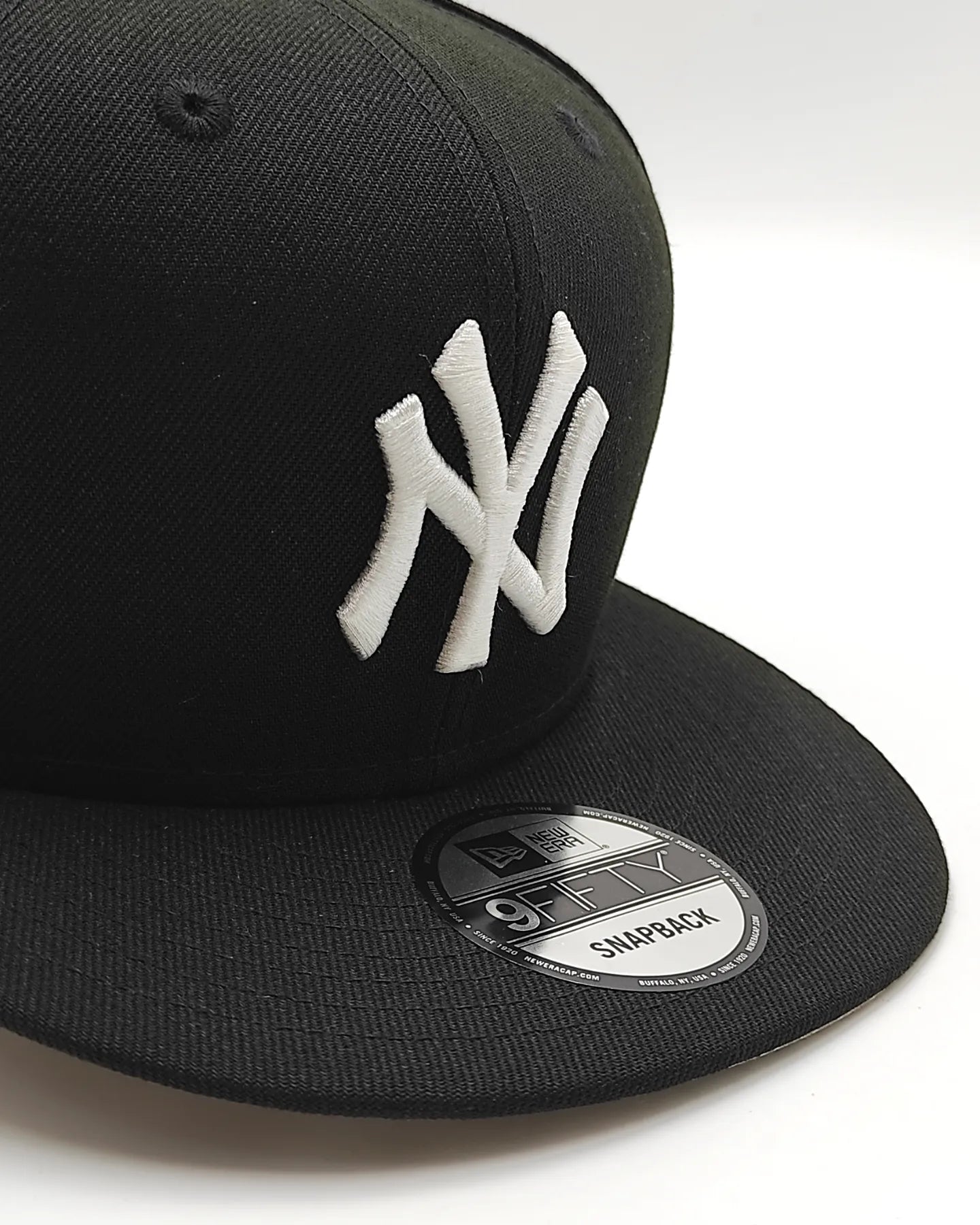 Gorra snapback negra 9fifty New Era New York Yankees Paisley