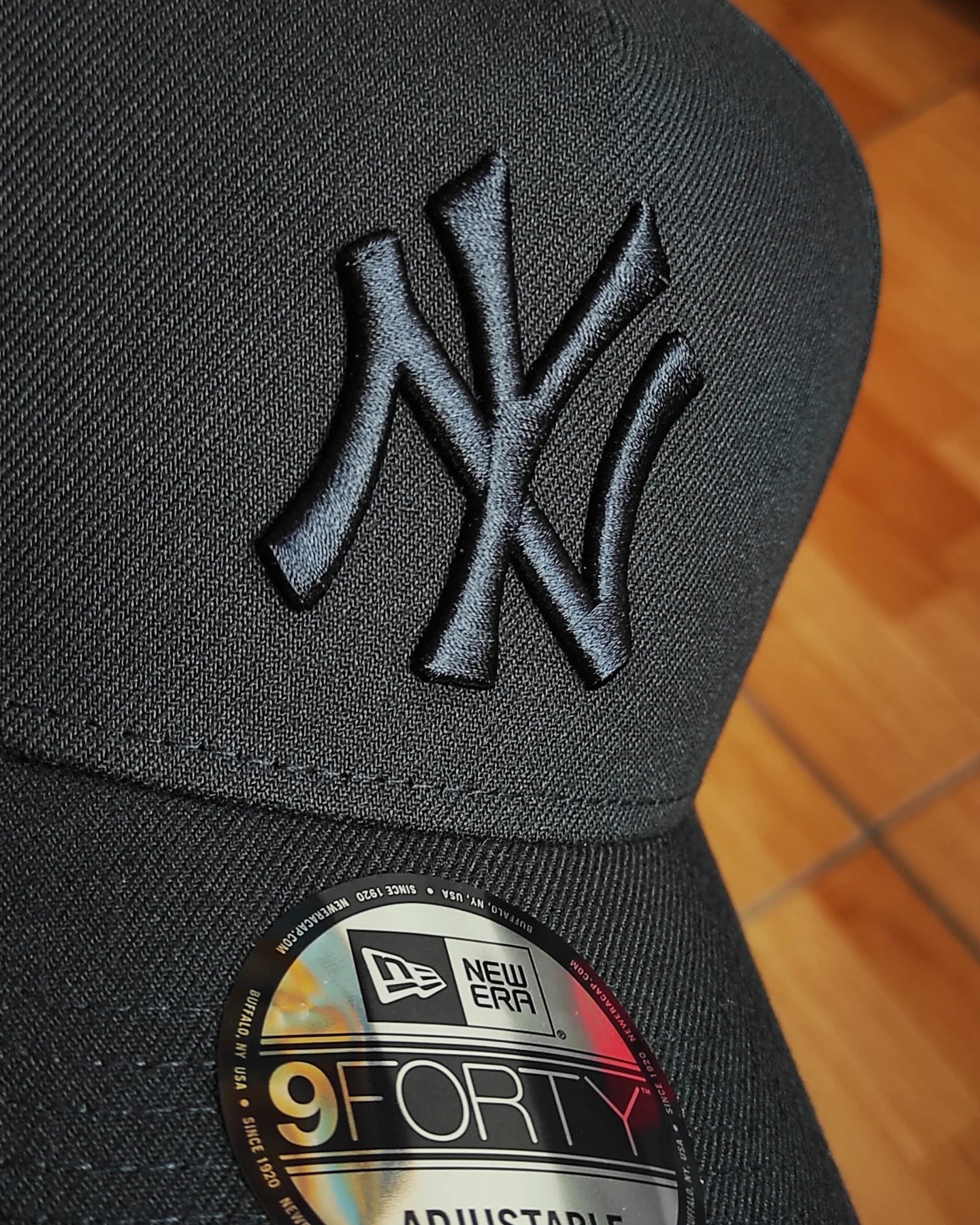 New Era New York Yankees Serie Mundial 1999 negro rojo 9FORTY A-FRAME