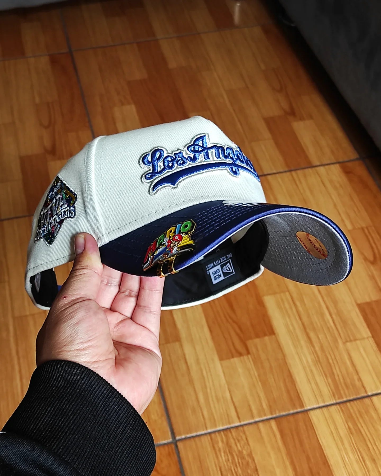 Gorra snapback New Era Los Angeles Dodgers Chrome con visera satinada Two Tone A Frame 9Forty