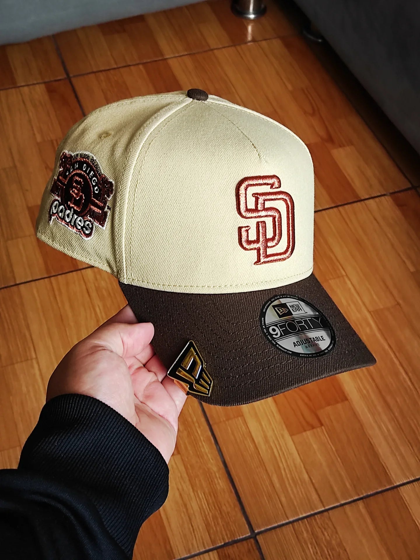 New Era Padres de San Diego dos tiene 9FORTY A-FRAME SNAPBACK