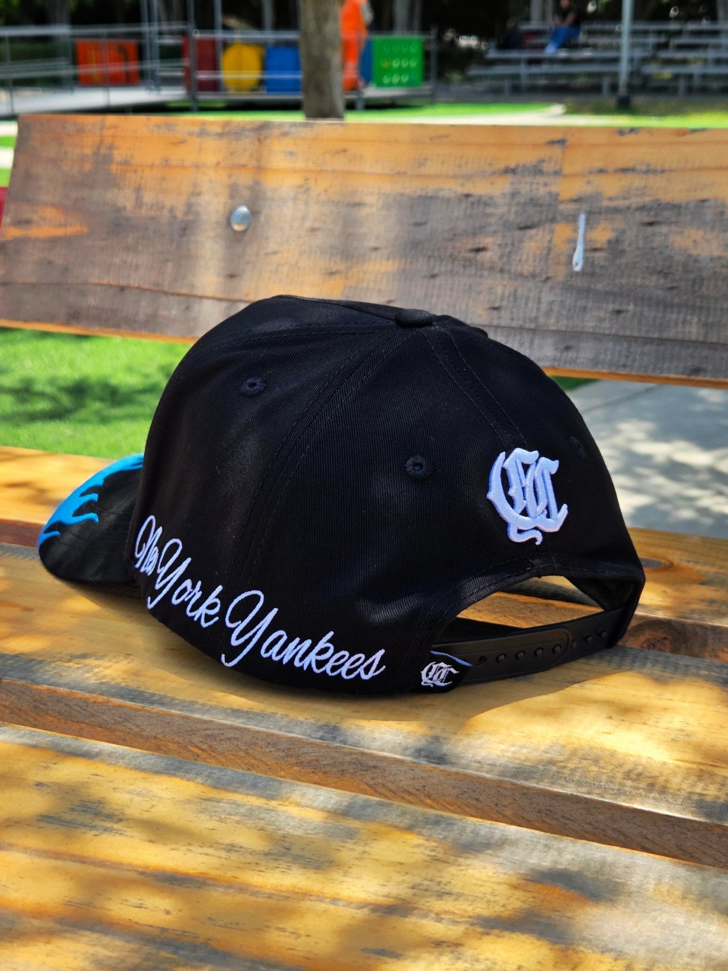 Gorra Qori Caps colección Cloud☁️ & Yankees🔥 a-frame Snapback