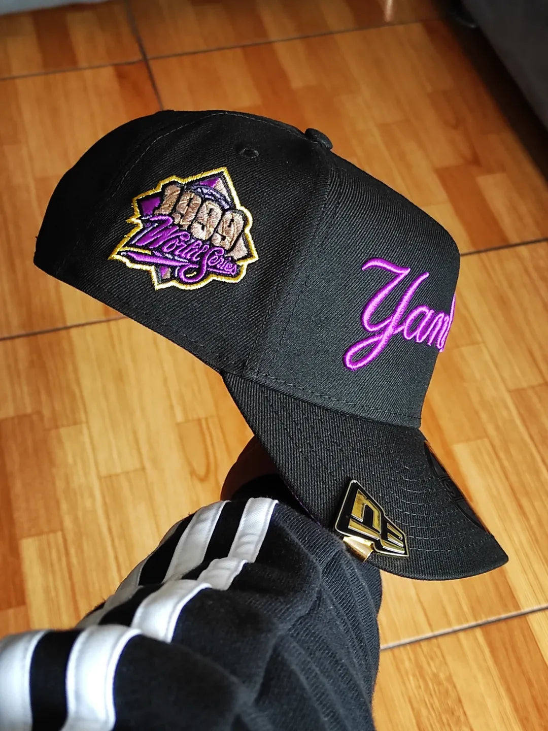 New Era New York Yankees Script World Series 1999 negro púrpura 9Forty gorra A-frame Snapback