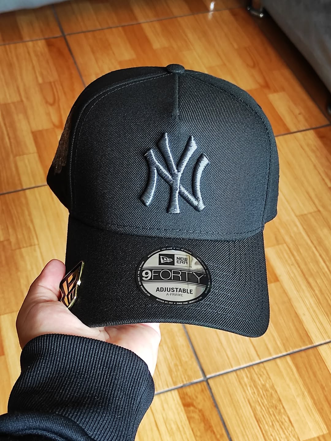 Gorra New Era New York Yankees World Series 1999 Liquid Titanium Edition 9Forty A Frame Snapback