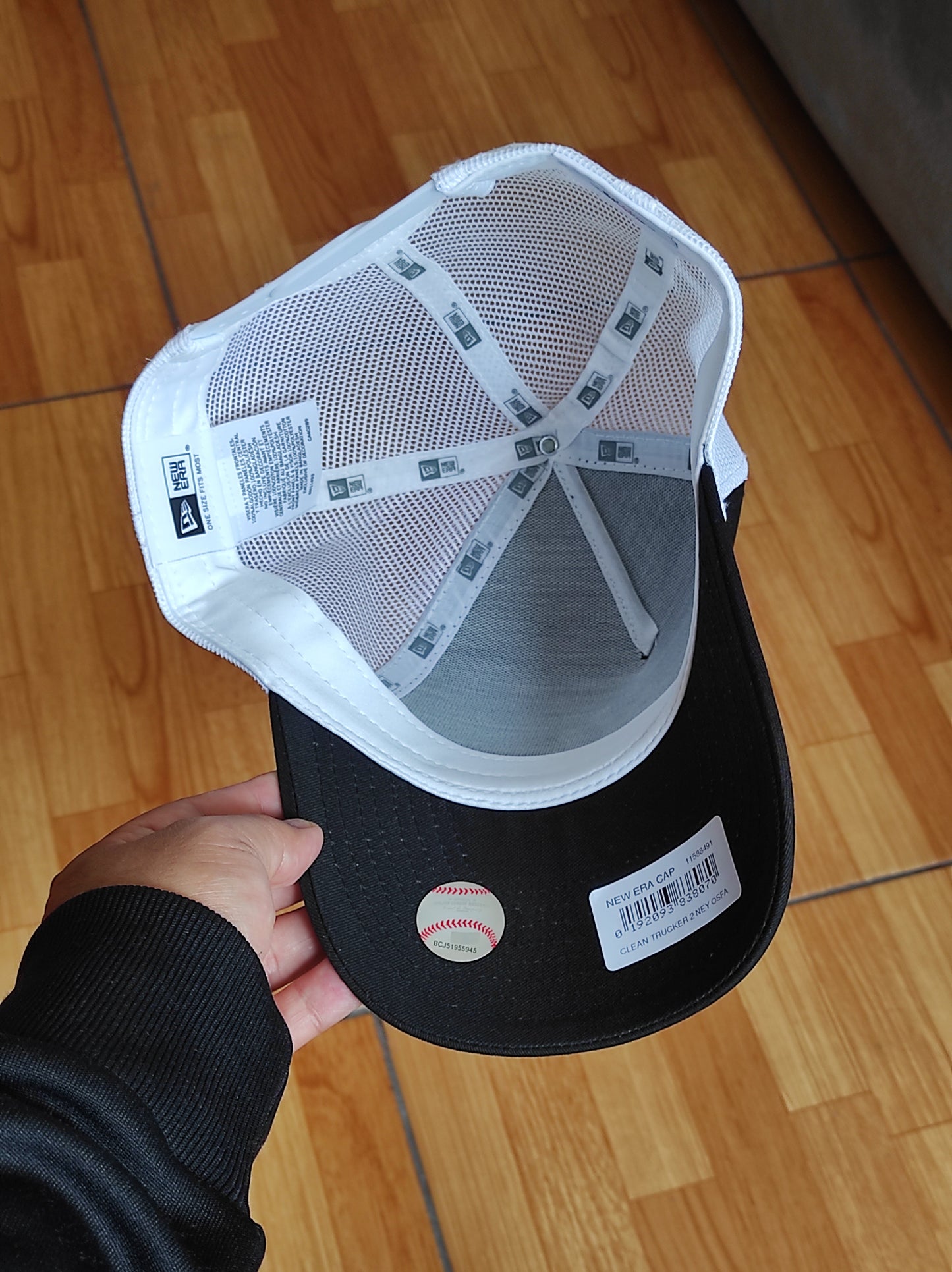 Gorra trucker a-frame negra y blanca de Los Angeles Dodgers de New Era