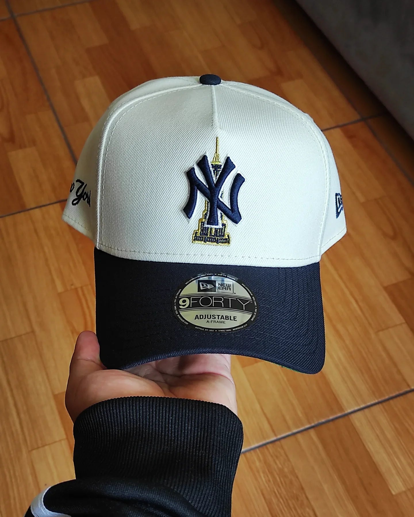 Gorra New Era New York Yankees State Two Tone Chrome Azul Marino 9FORTY A-FRAME