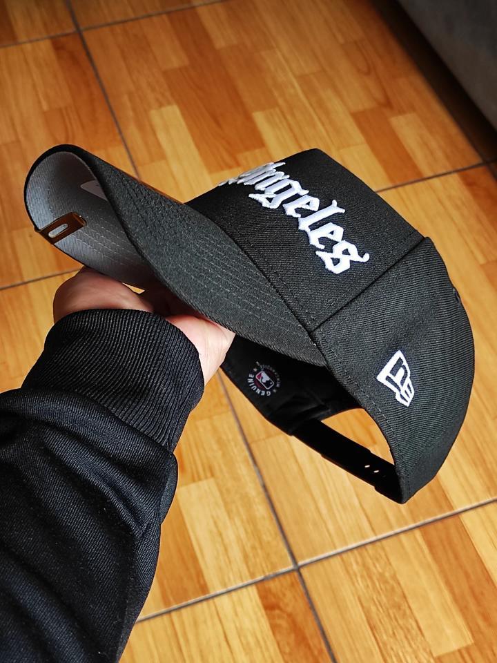 Gorra New Era Los Angeles Dodgers calavera ☠️ Edición negra 9Forty A Frame Snapback