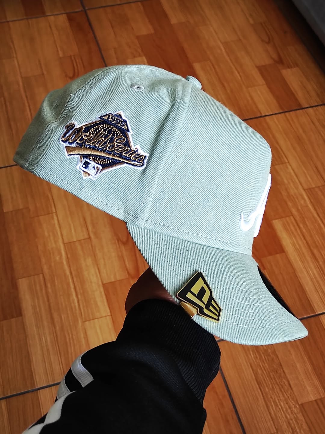 Gorra ajustable 9FORTY A-Frame 'Denim White' de los Atlanta Braves
