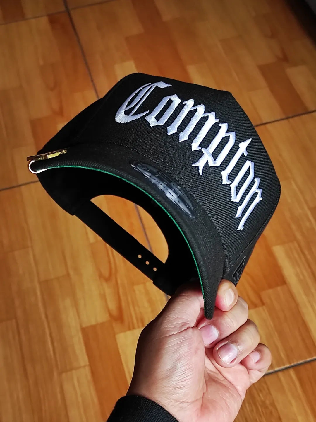 Gorra snapback A-frame New Era Compton negra 9Forty