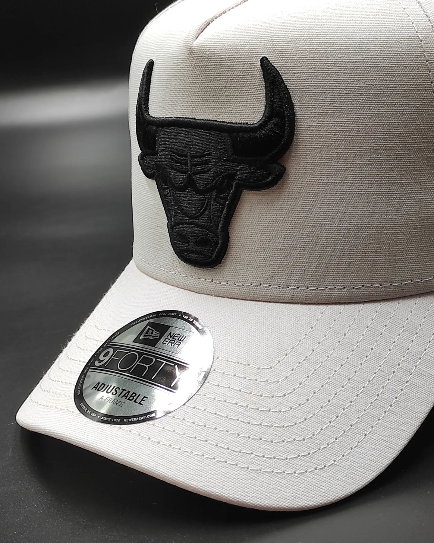 New era Chicago bulls UV activado 9 Forty A-FRAME blanco