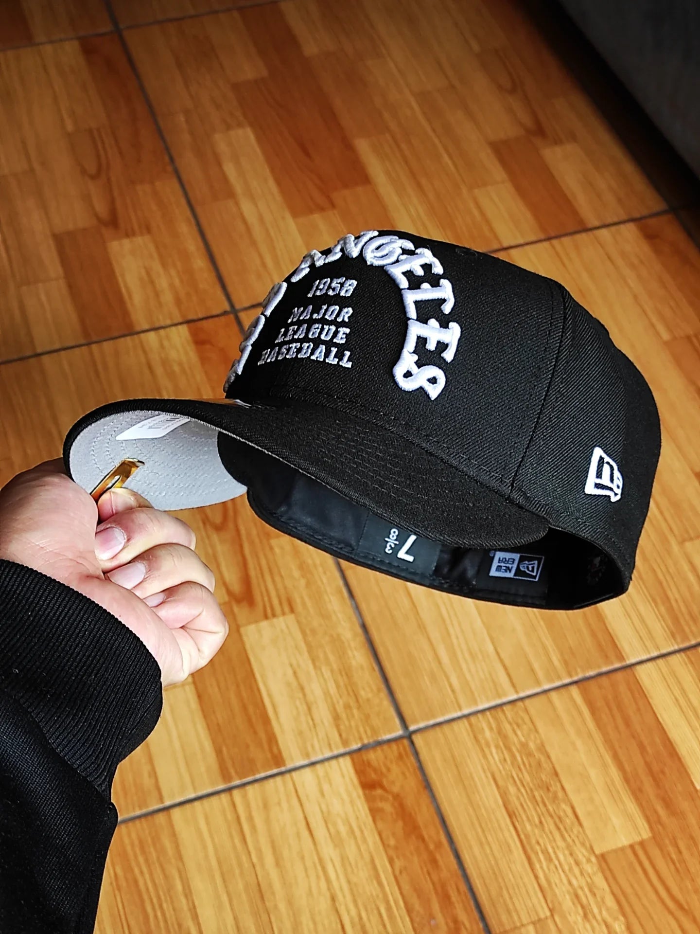 New Era Los Angeles Dodgers CALAVERA 💀 Edición Cromo Negro 59fifty ajustada