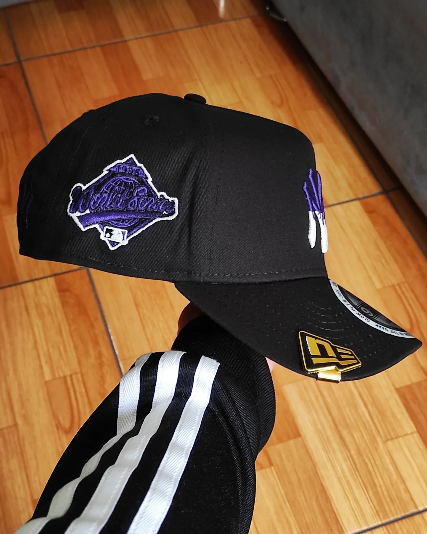 Gorra Snapback 9FORTY A-Frame 'Drip' Glow de los New York Yankees de New Era