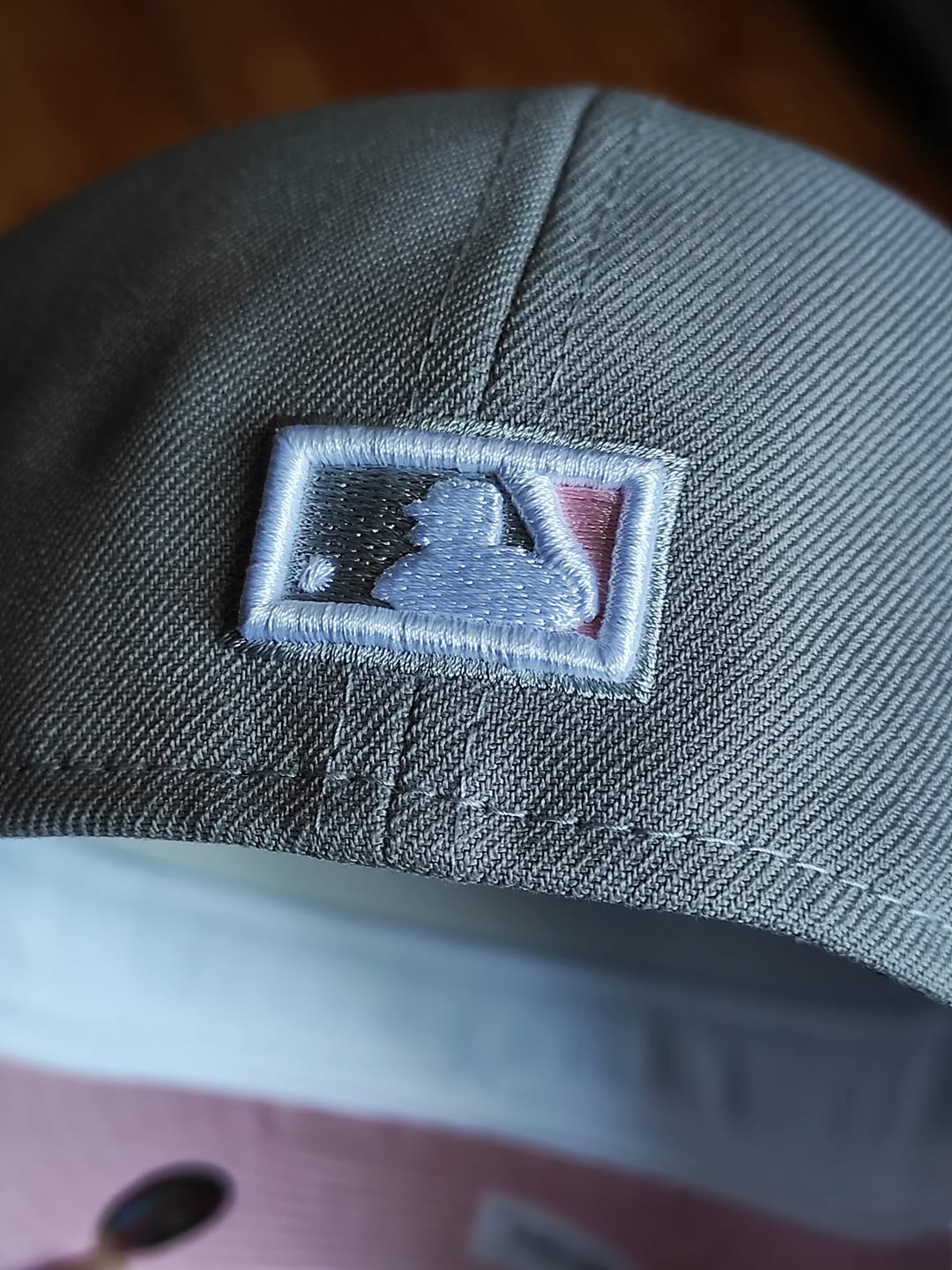 New era New York Yankees Serie Mundial gris/rosa 59FIFTY