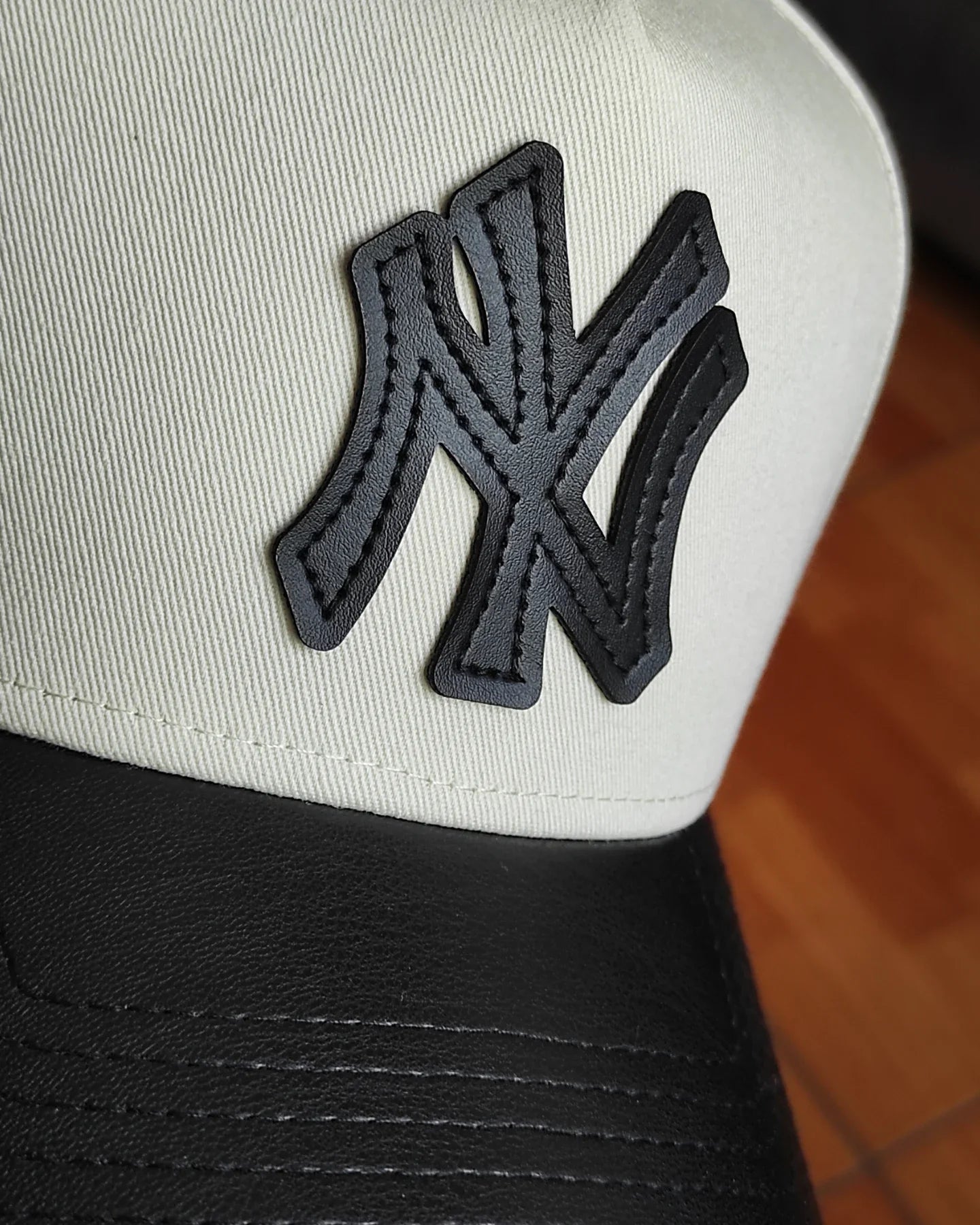 Gorra New Era New York Yankees de cuero con visera, modelo 9FORTY A-Frame Snapback