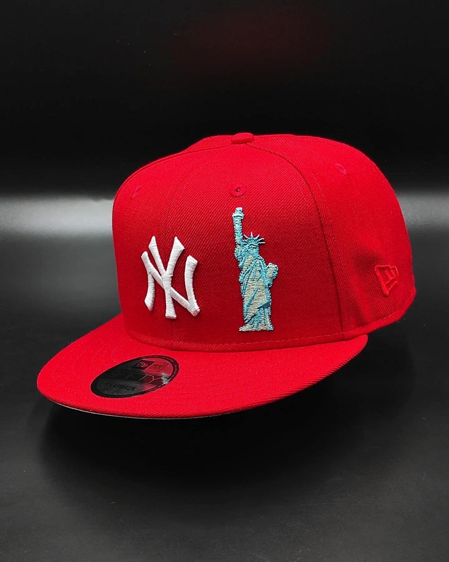 New Era New York Yankees 100 Aniversario Colección Liberty 🗽 9FIFTY Snapback - Rojo