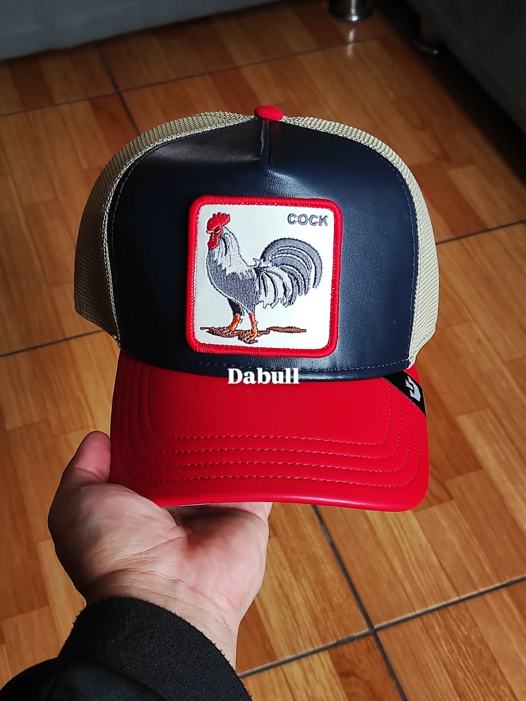 Gorra trucker The Farm de Goorin Bros, Shleather Cock, gallo, azul marino y rojo