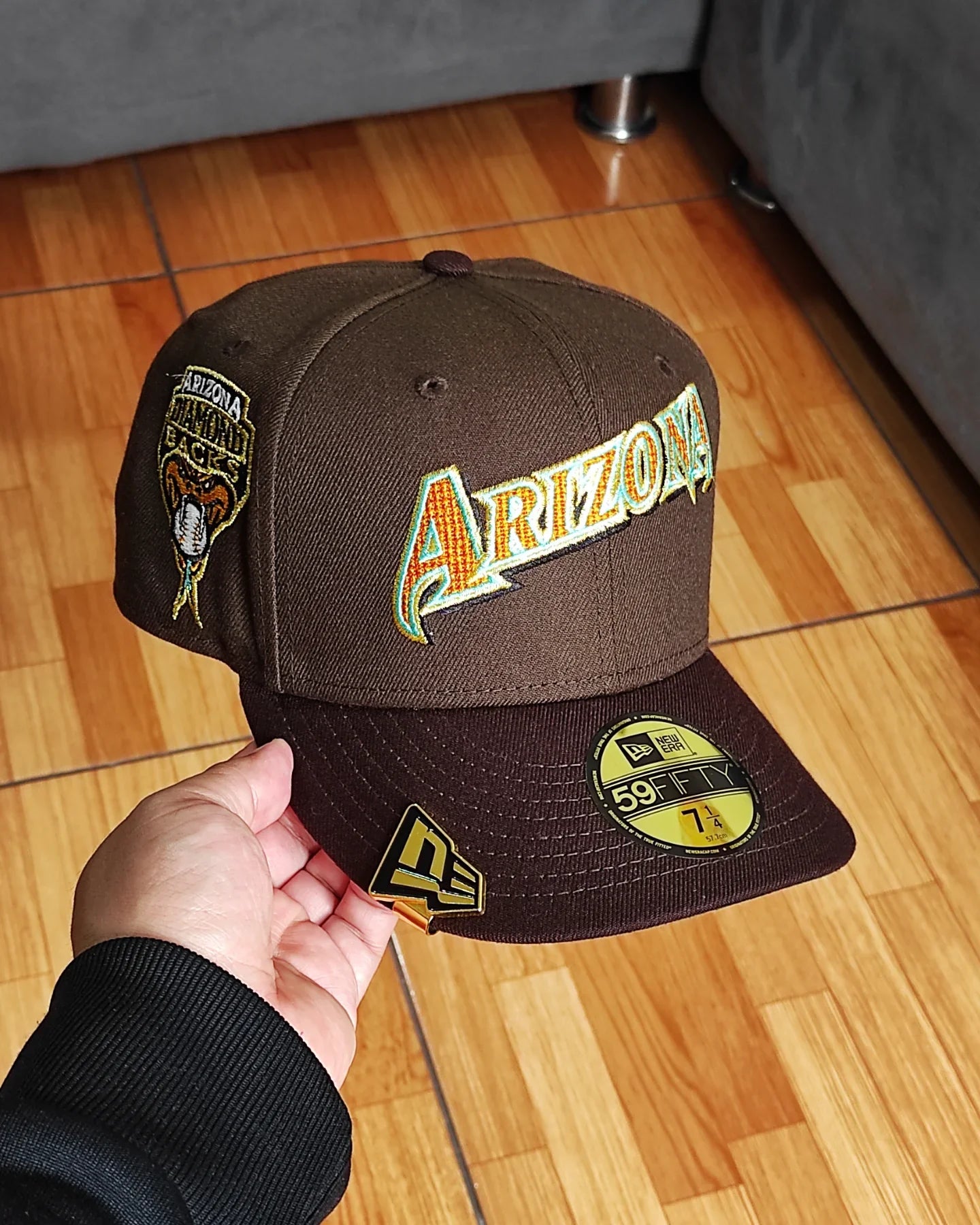 Gorra New Era 59 Fifty Arizona Diamondbacks Fields parche inaugural color café
