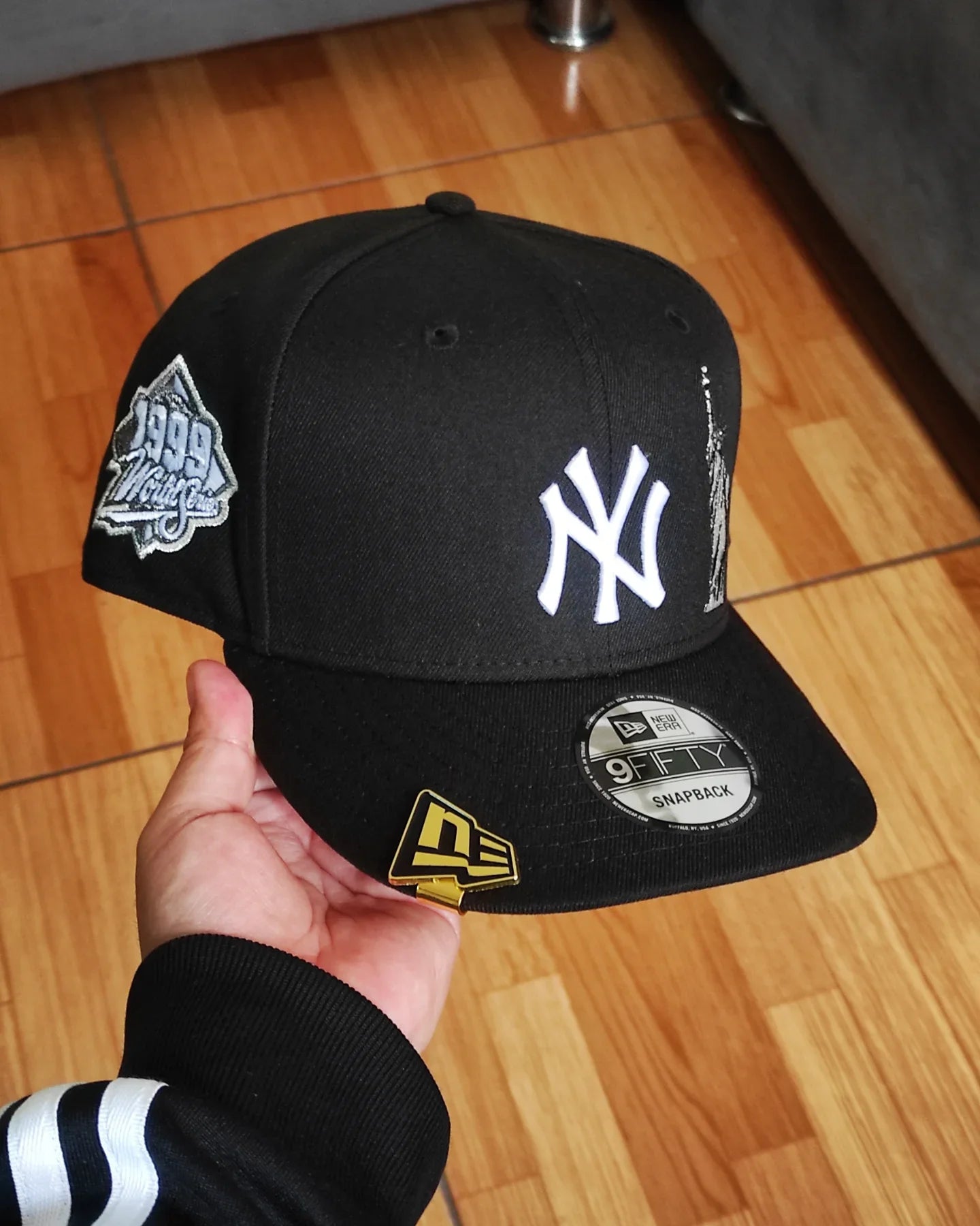 New Era New York Yankees Serie Mundial 1999 colección liberty 🗽 negro blanco 9 FIFTY Snapback