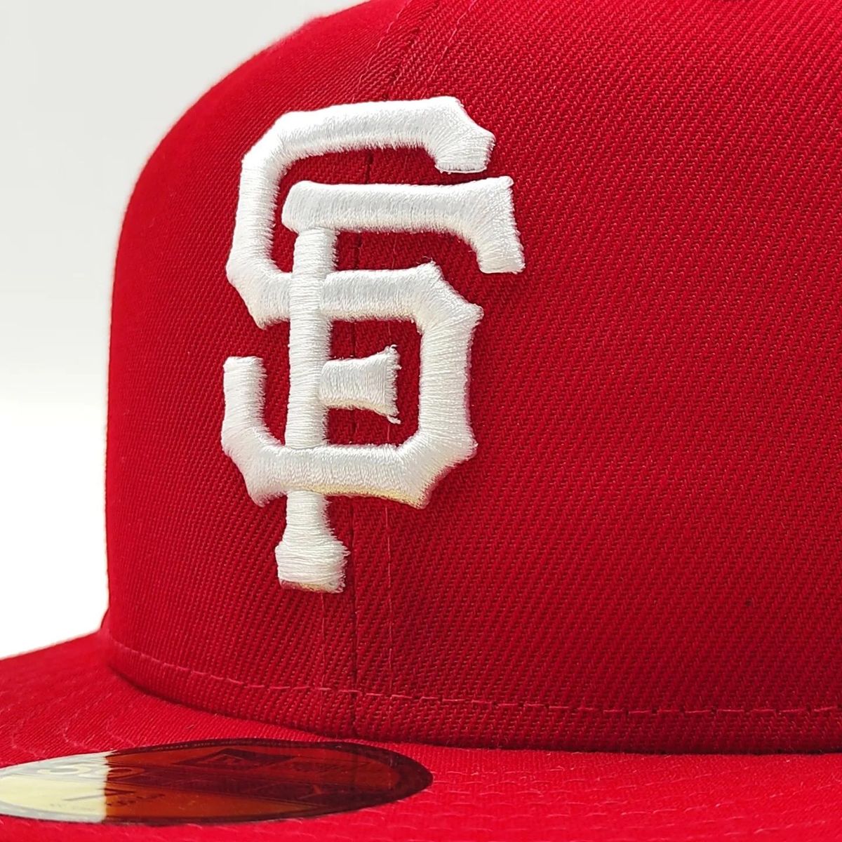 Gorra New Era 59Fifty de los Gigantes de San Francisco en color rojo